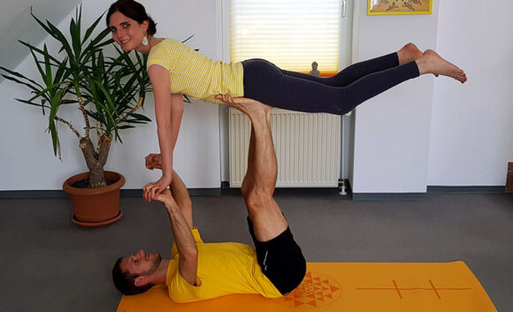 Ananda Life: Yoga-Kurse, Ayurveda-Massagen, Energiearbeit und Coaching